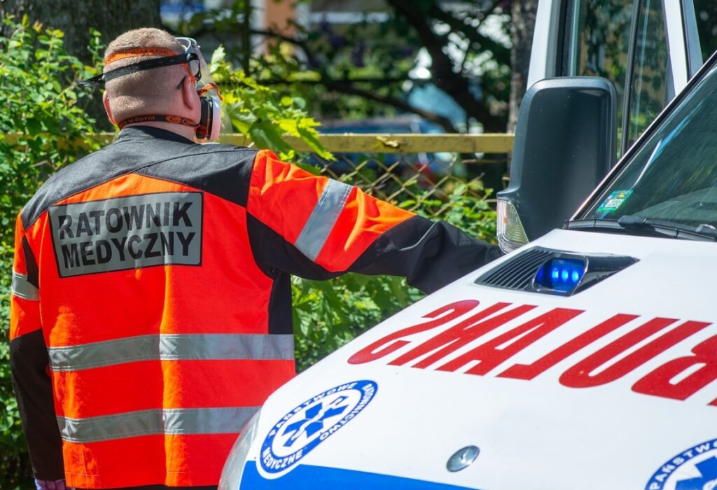 34-latka w krytycznym stanie ocalona przez szybką reakcję policji w Piasecznie